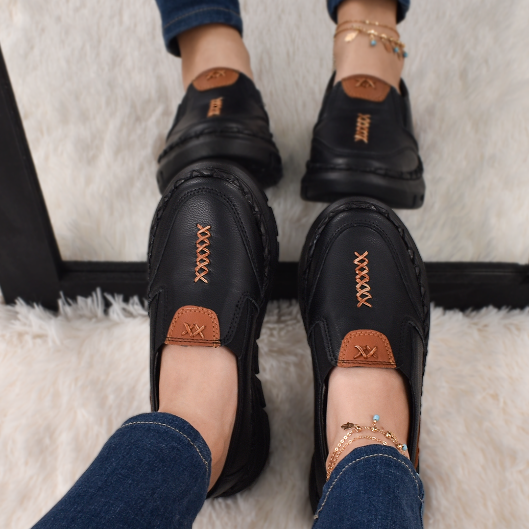 gid://shopify/MediaImage/24566348251230